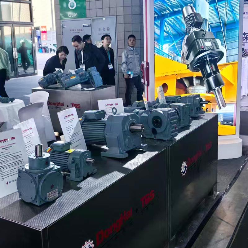 DM Seri Berat Pepejal Aci Motor Gear Kelajuan Pembolehubah Helis dengan Brek